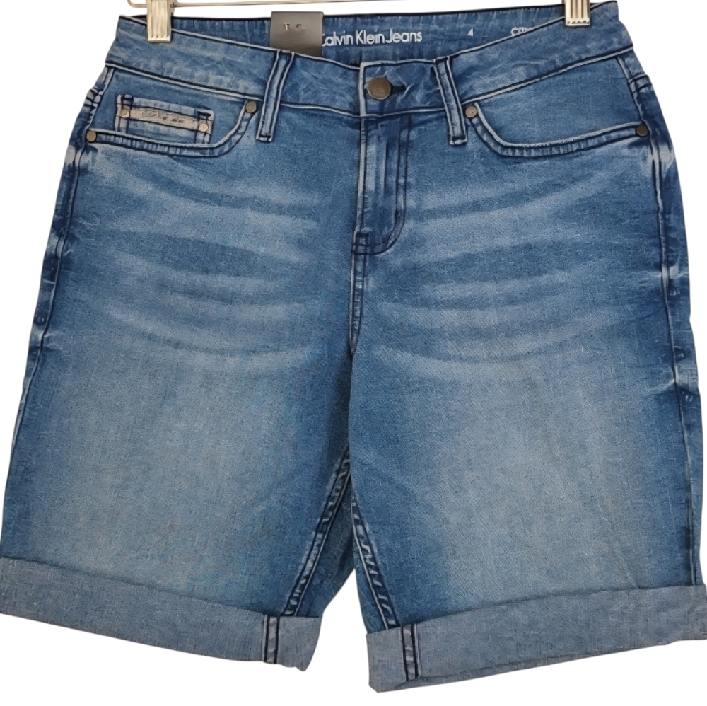 Calvin Klein City Blue Denim Knee Length Shorts Rolled Cuff NWT Size 4 Casual